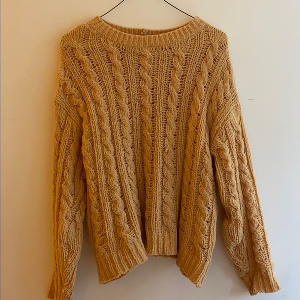 American Eagle sweater